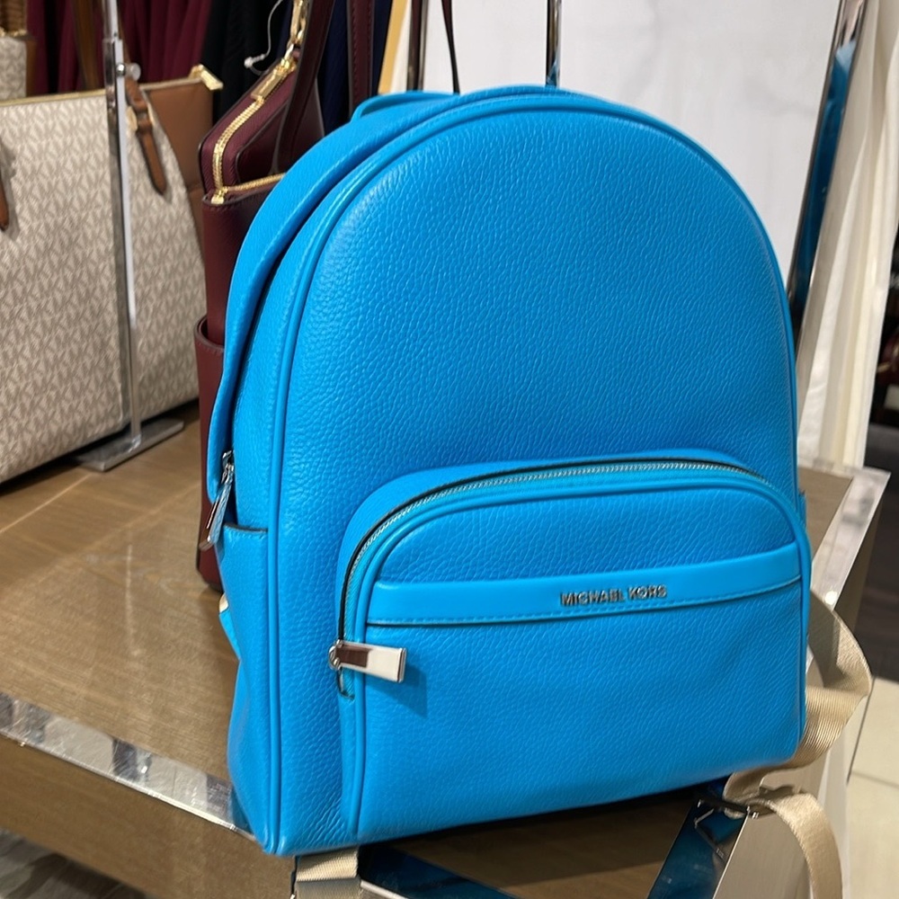 Michael Kors Bex Medium Pebbled Leather Backpack
COLOR SANTORINI BLUE
NWT - Picture 5 of 16